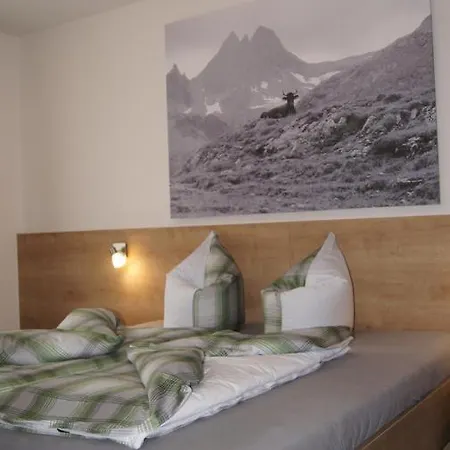 Zangerl - Kobelerhof Apartment Landeck