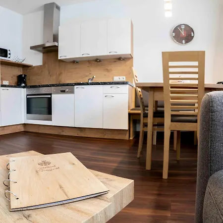 Zangerl - Kobelerhof Apartment Landeck