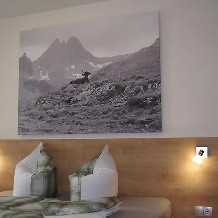 Zangerl - Kobelerhof * Landeck